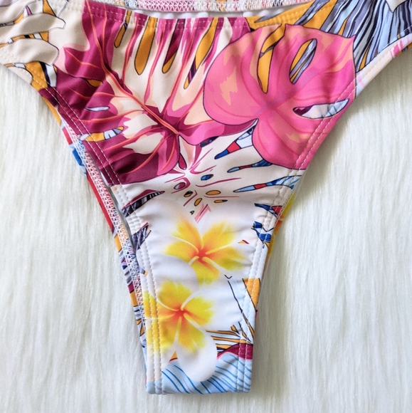 Tropical leaf print high leg bikini bottom - Picture 3 of 6